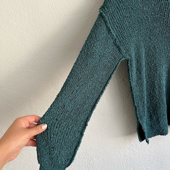 Rachel Zoe Woman Green V-Neck  Oversized Sweater, Size M - Picture 9 of 16